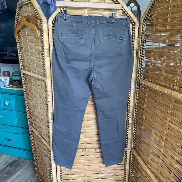 GAP Gray Chinos Versatile Cotton-Blend size 14 stretch skinny minimalist - Picture 6 of 7